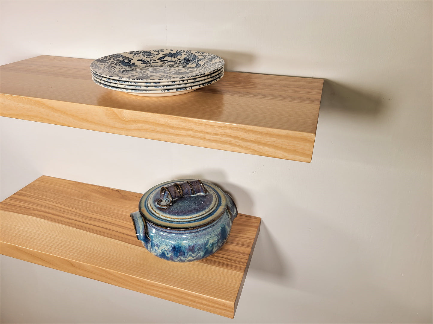 ASH FLOATING SHELVES