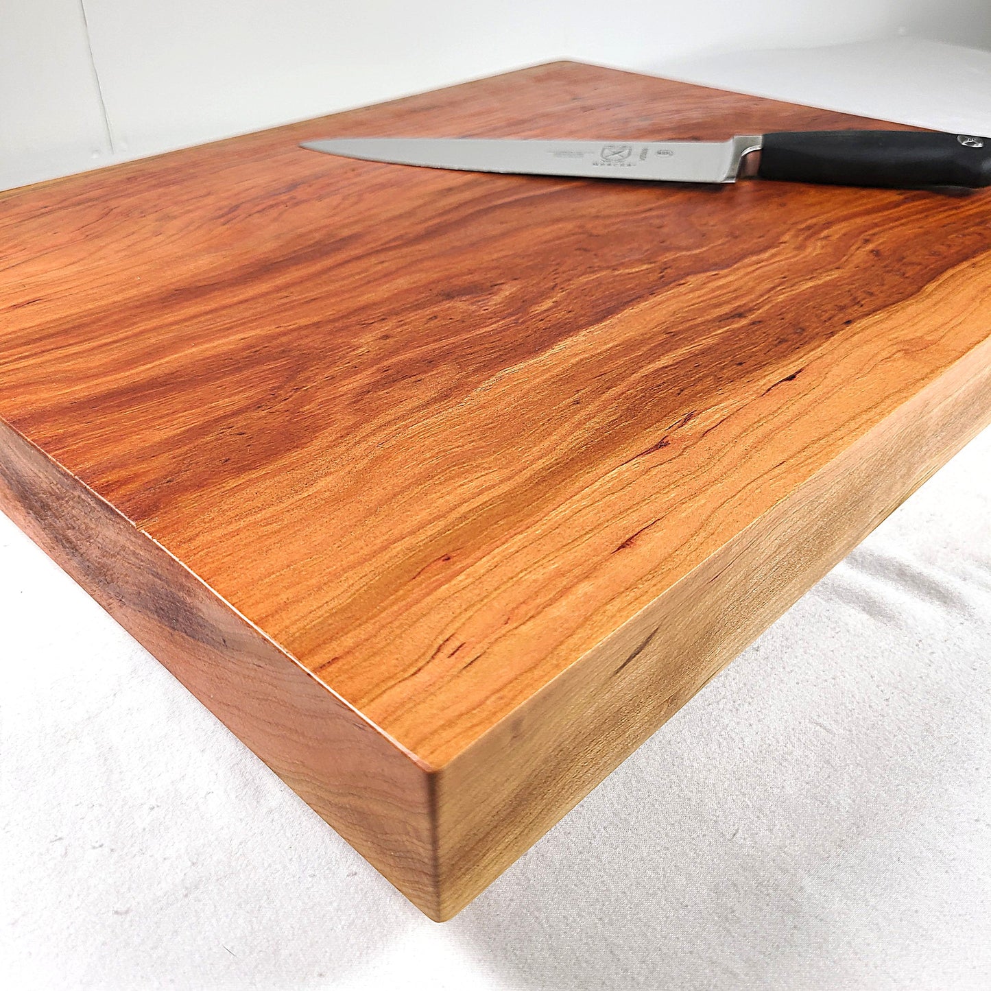 Cherry Cutting Board / Classic Series