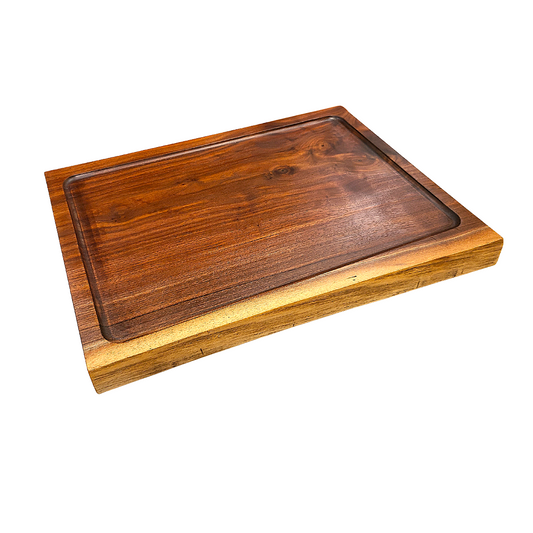 LIVE EDGE WALNUT CARVING BOARD / CARVER SERIES