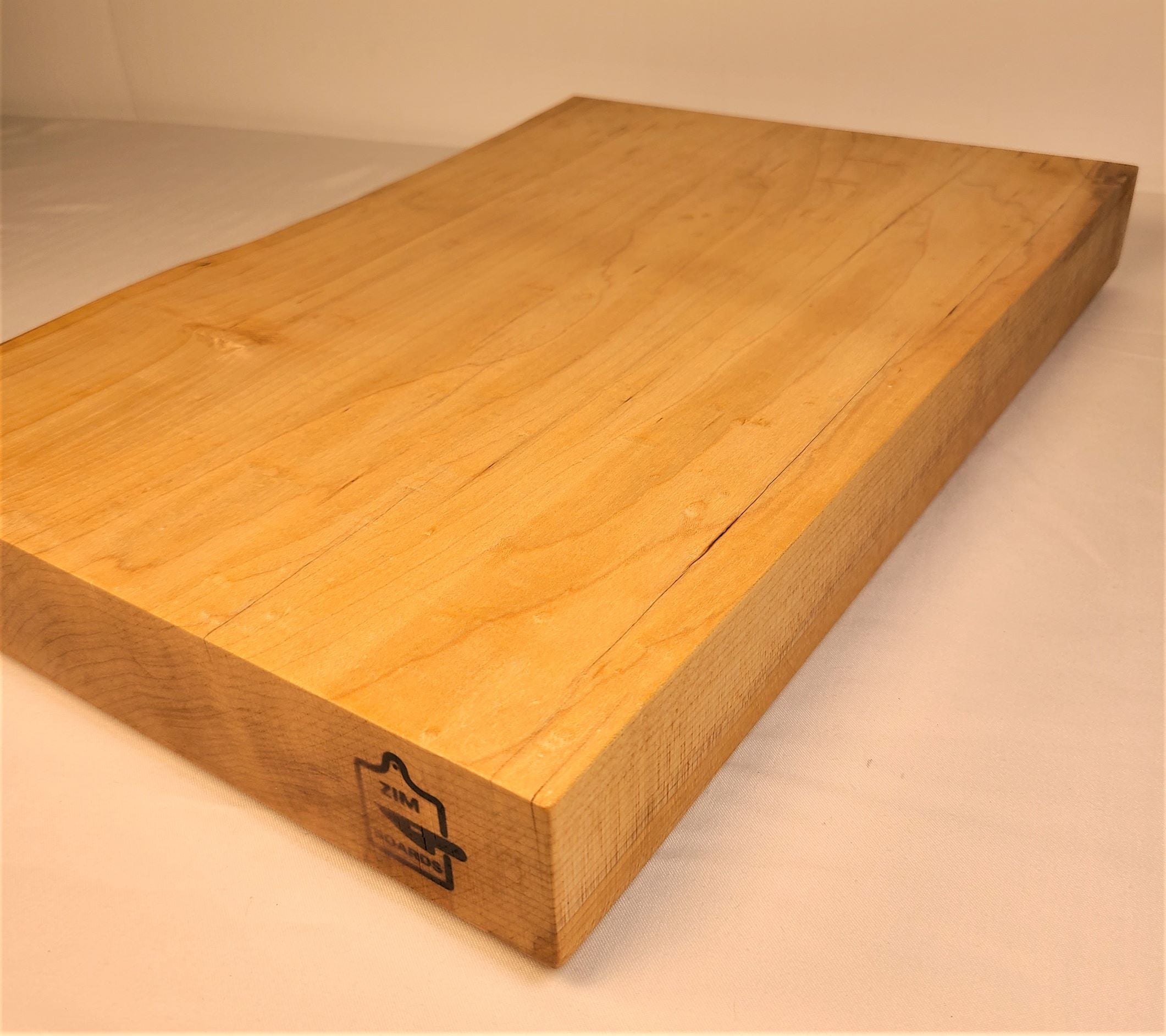 Hard Maple Live Edge Cutting Board / 2" Single-Plank Board Thickness (Classic Series)