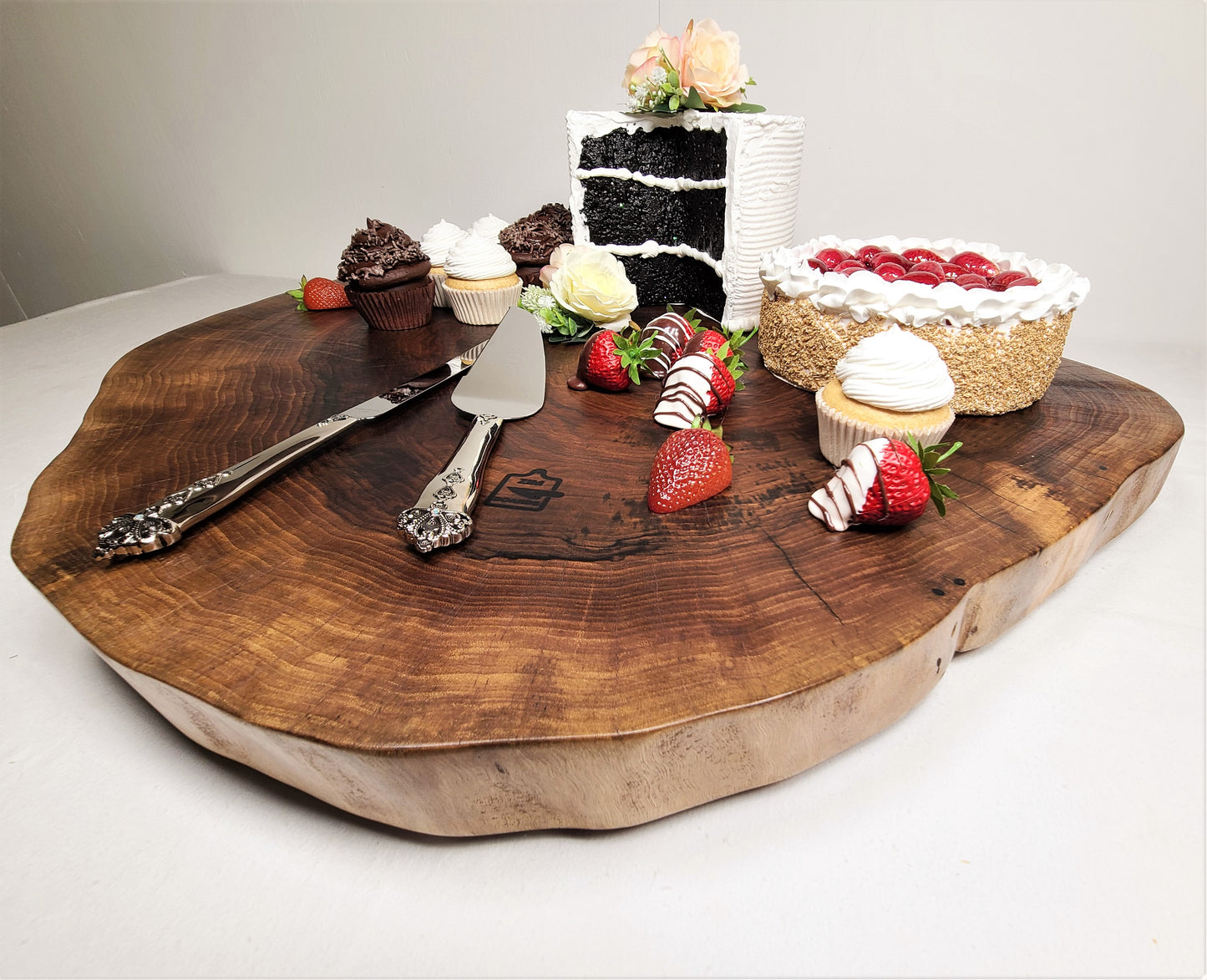 round charcuterie board made in Lancaster County Pennsylvania USA