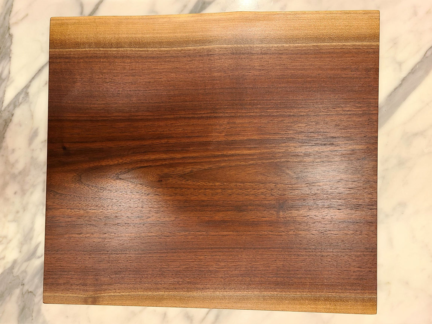 LIVE EDGE WALNUT CUTTING BOARD / SLICER SERIES