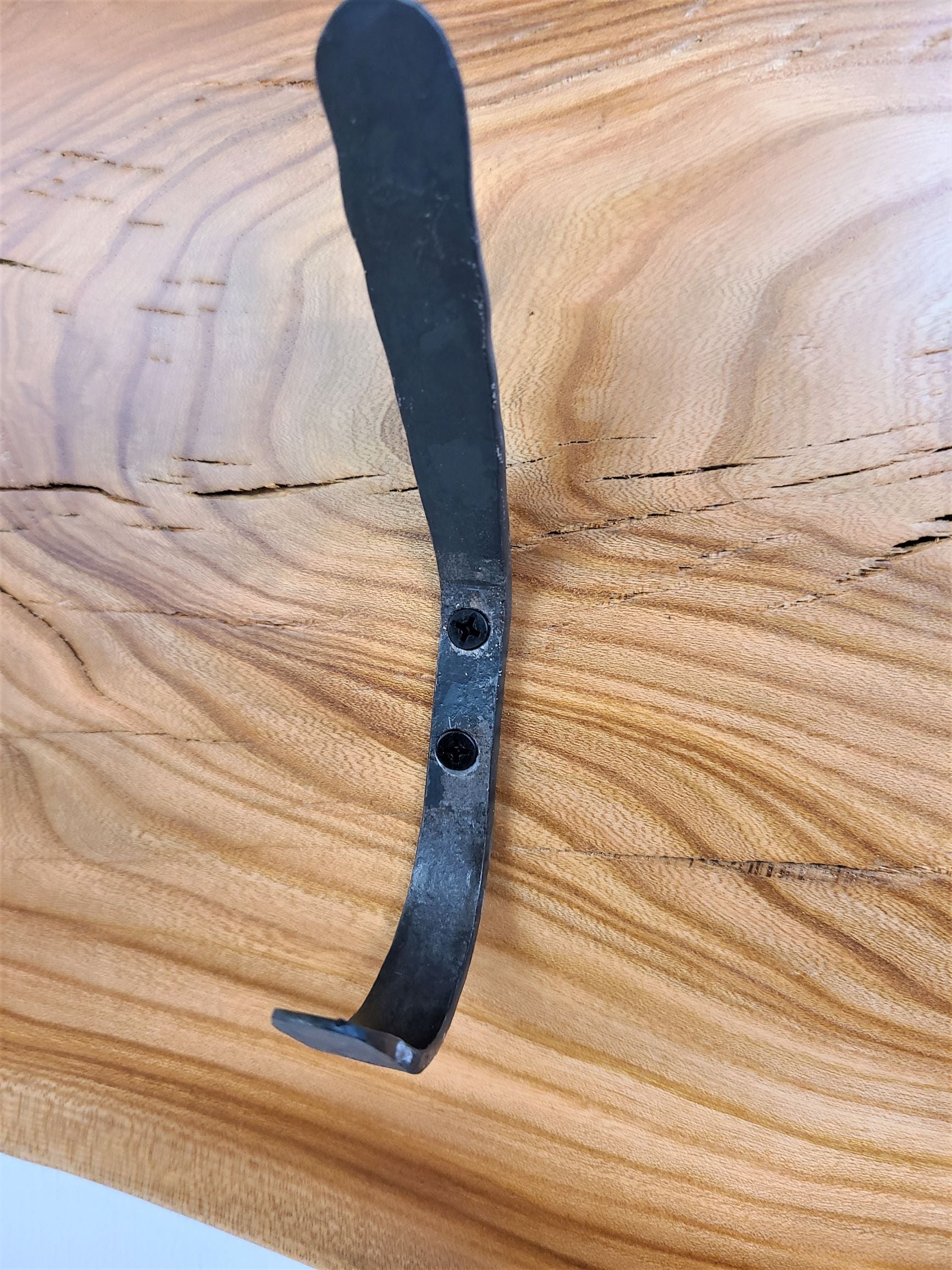 ELM HOOK BOARD COAT RACK WITH 5 HAND FORGED STEEL DOUBLE 